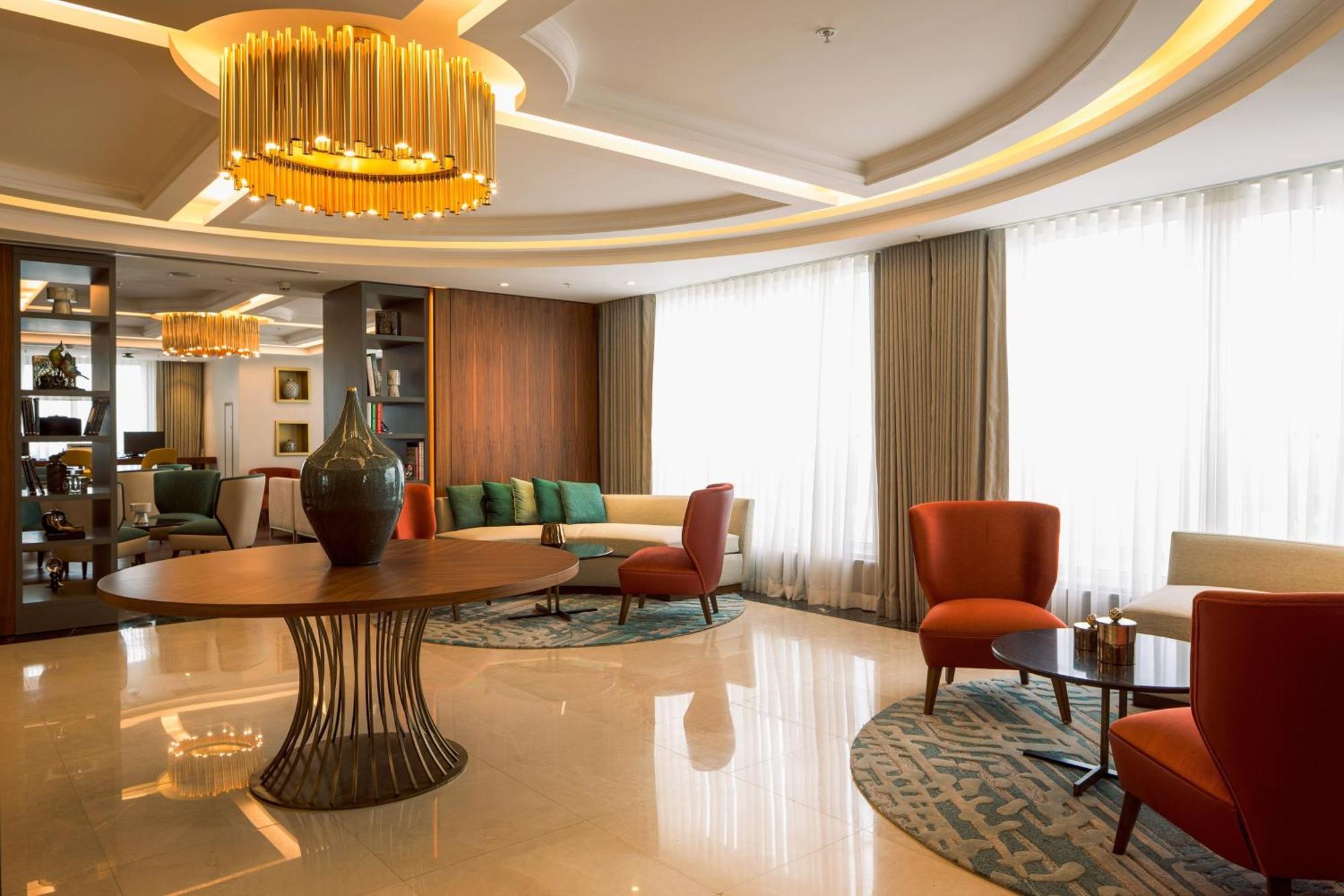Sheraton Bishkek Exterior foto